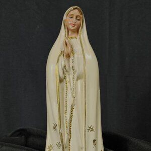 Vintage Columbia Statuary Figurine – Made in Italy